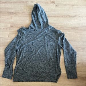 Outdoor Voices pullover